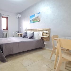 Mava Rooms